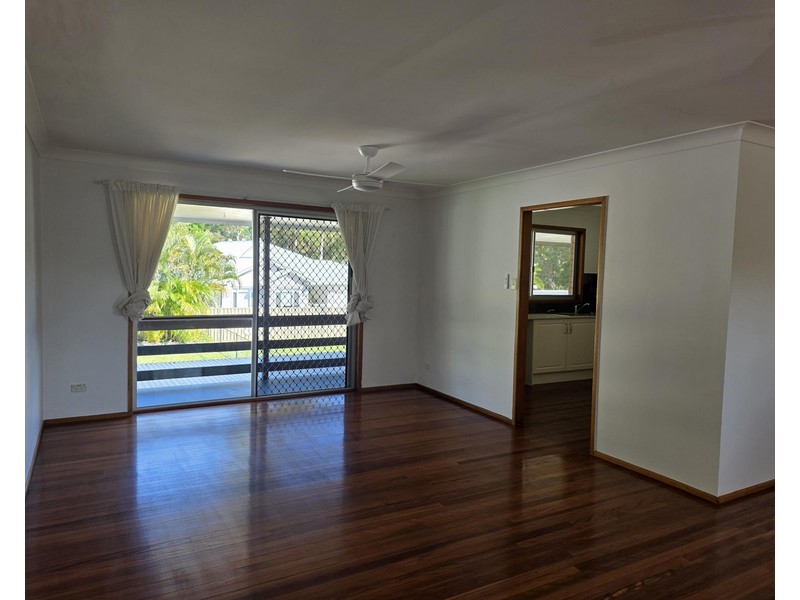 95a Main Road, Redland Bay QLD 4165