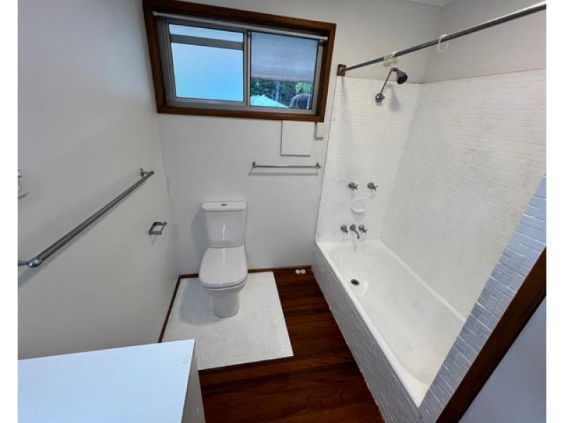 95a Main Road, Redland Bay QLD 4165