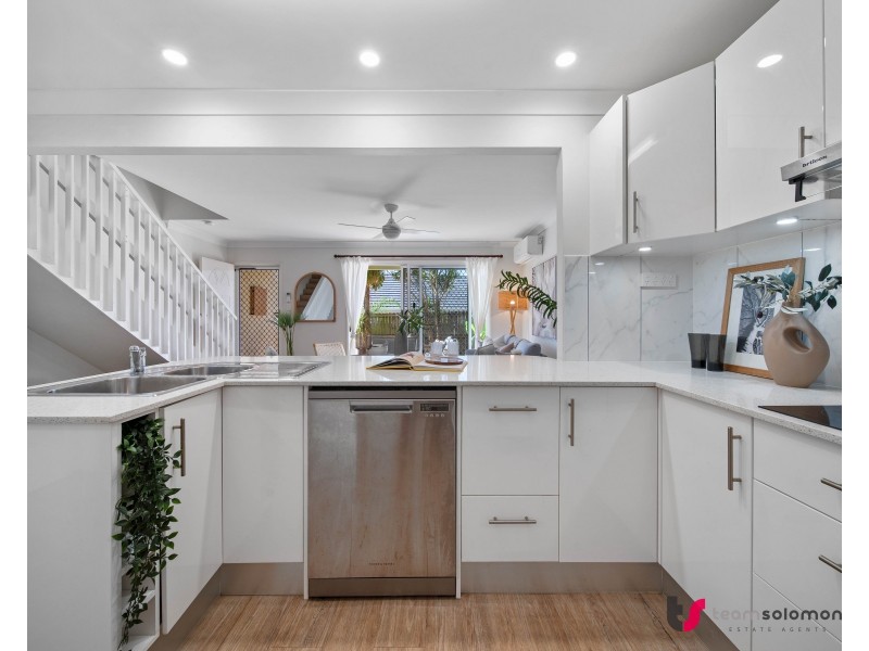 42/14 Kensington Place, Birkdale QLD 4159