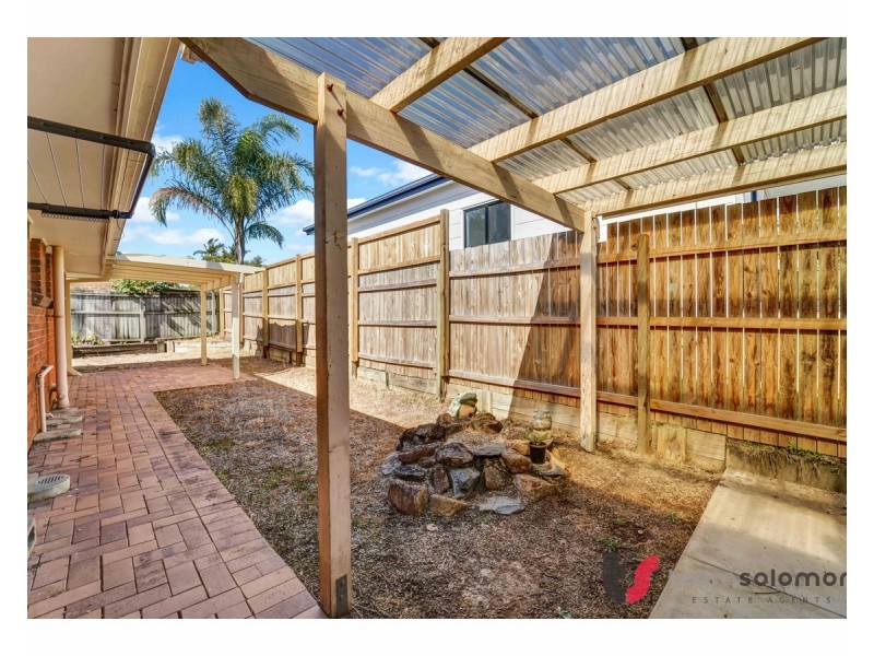 33 Waratah Avenue, Victoria Point QLD 4165