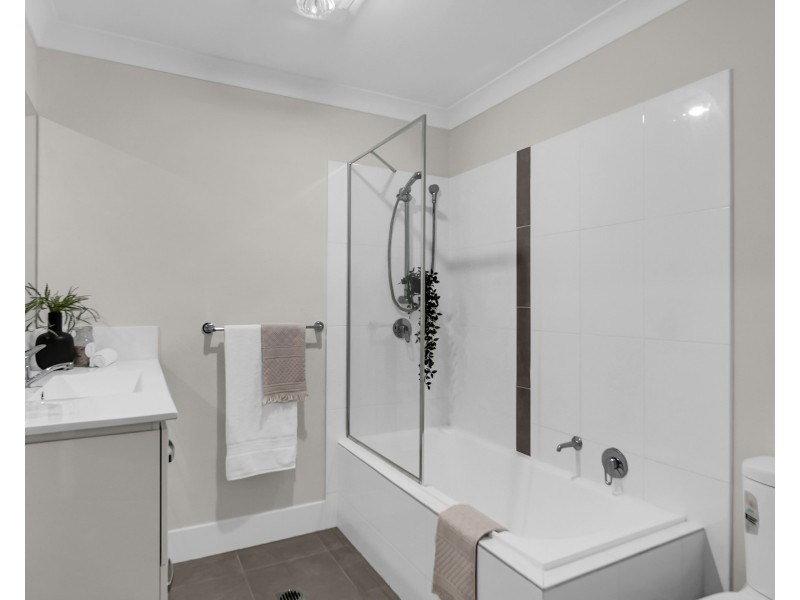 2/122 Mount Cotton, Capalaba QLD 4157