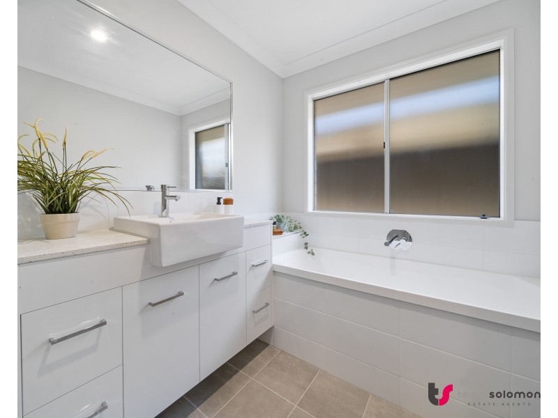 14 Magnolia Parade (Lot 2), Victoria Point QLD 4165