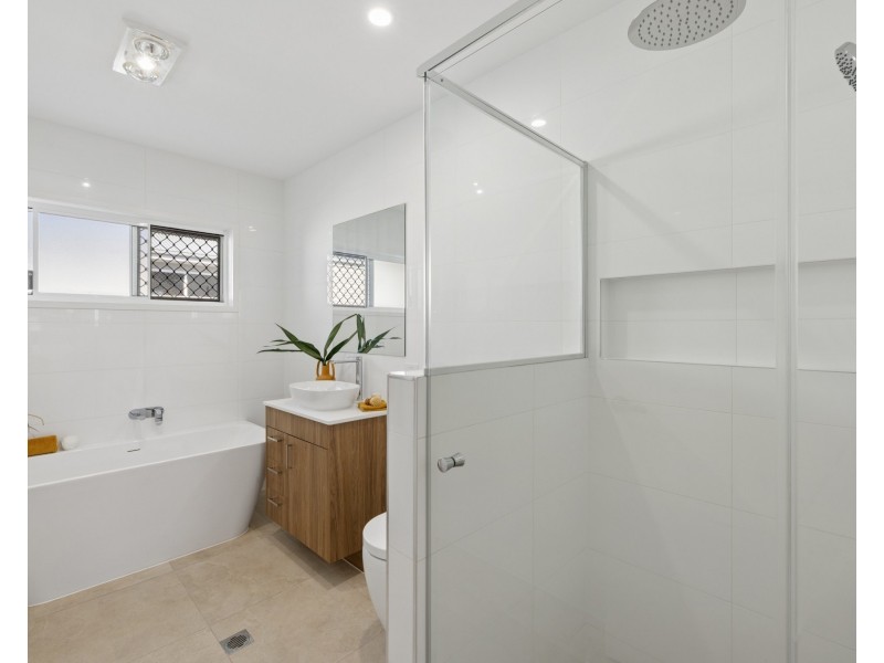 235a Mill Street, Redland Bay QLD 4165