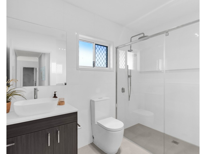 237b Mill Street, Redland Bay QLD 4165