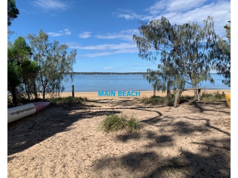 56 Victoria Parade South, Coochiemudlo Island QLD 4184