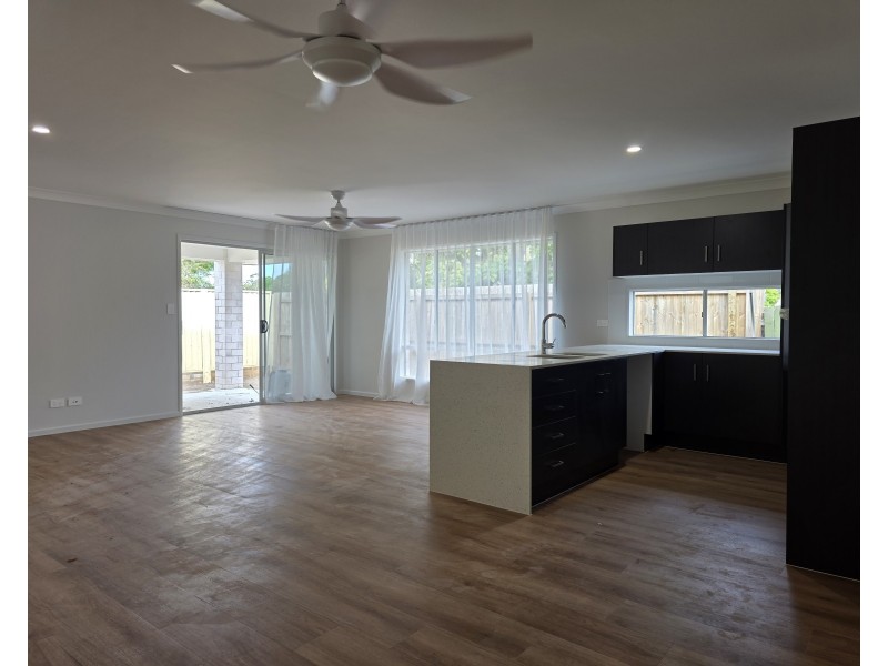 25b Enford Street, Hillcrest QLD 4118