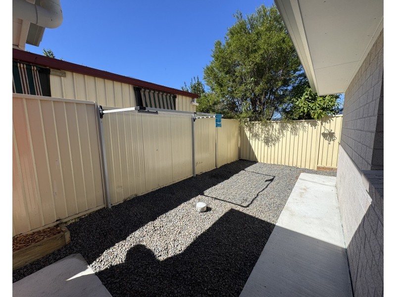 25b Enford Street, Hillcrest QLD 4118