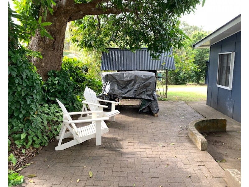 15 Orange Grove Street, Coochiemudlo Island QLD 4184