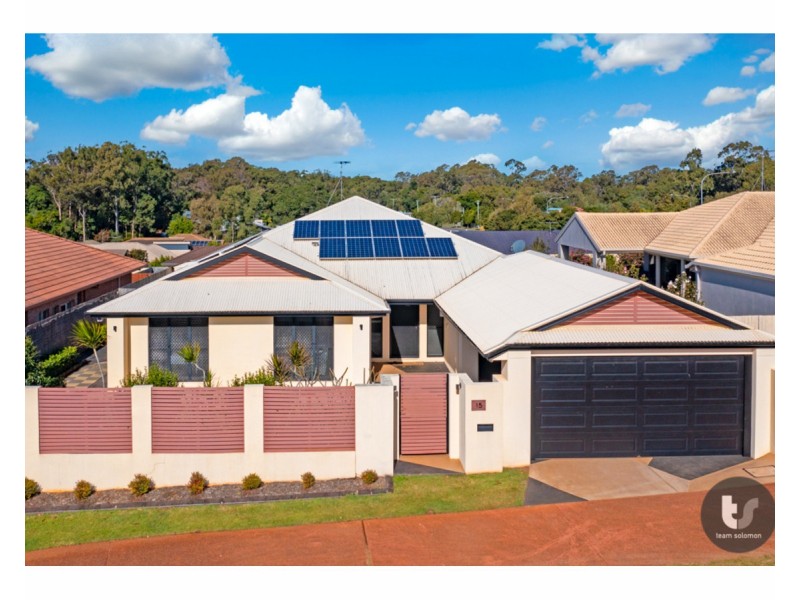 15 Caswell Crescent, Redland Bay QLD 4165