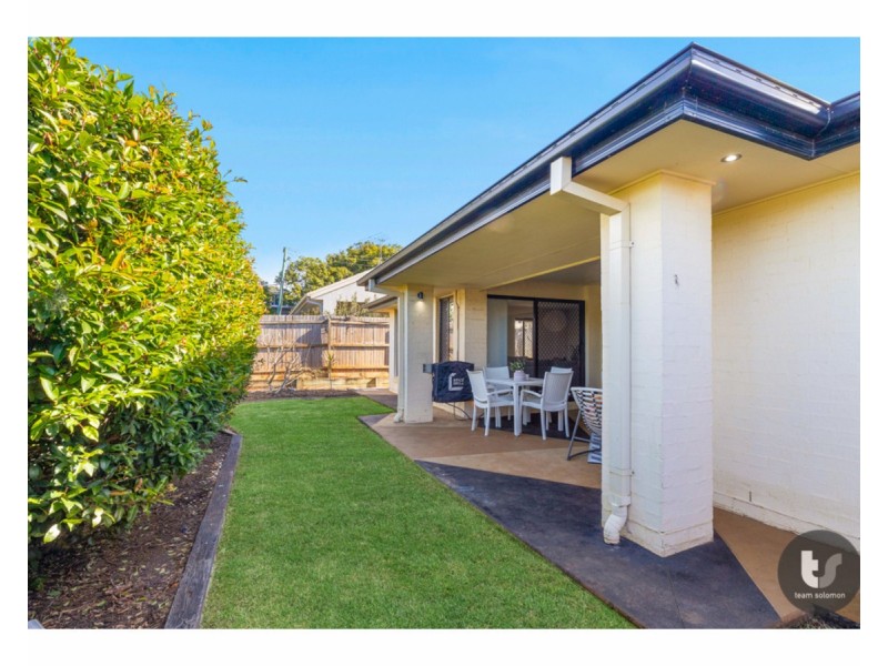 15 Caswell Crescent, Redland Bay QLD 4165
