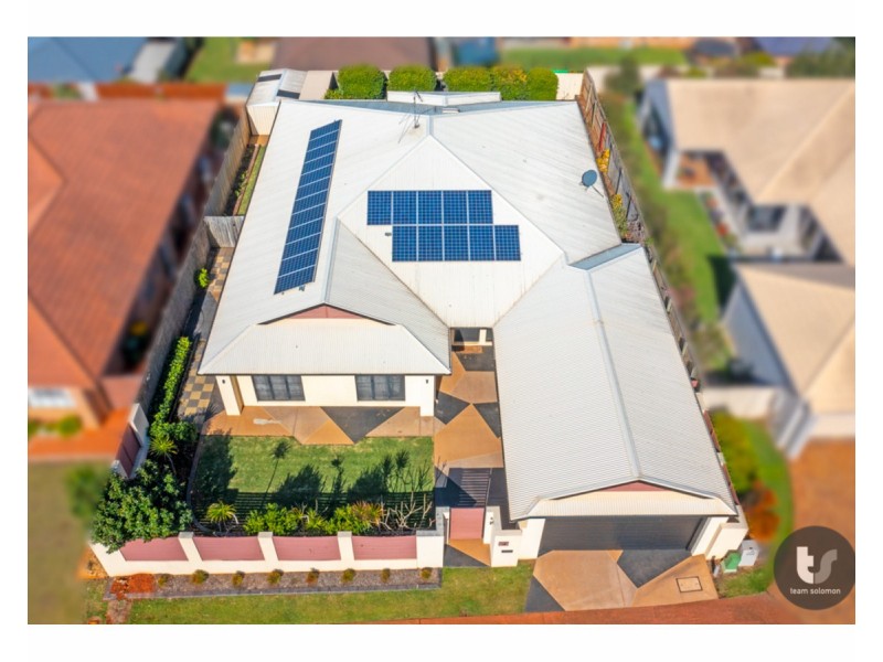 15 Caswell Crescent, Redland Bay QLD 4165