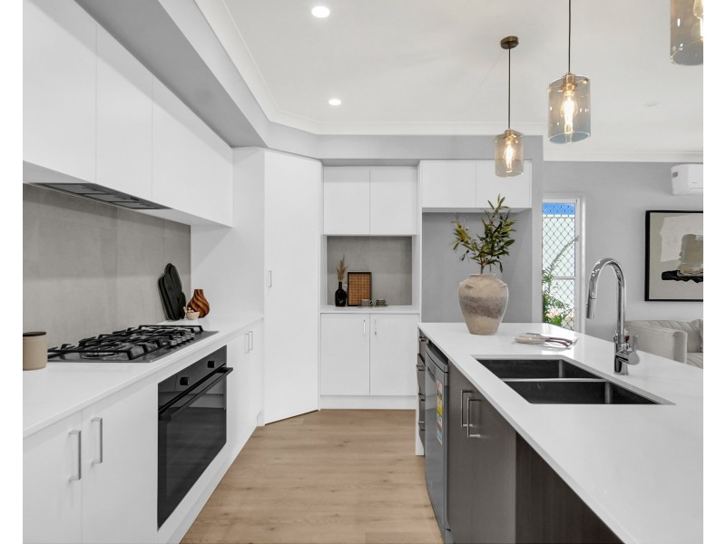 237 Mill Street, Redland Bay QLD 4165