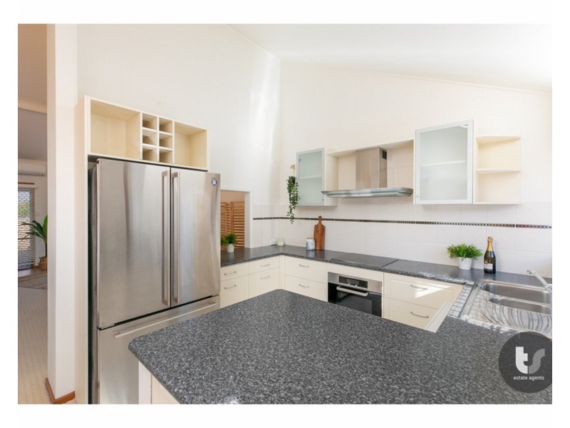 3/7 Thompson Street, Victoria Point QLD 4165