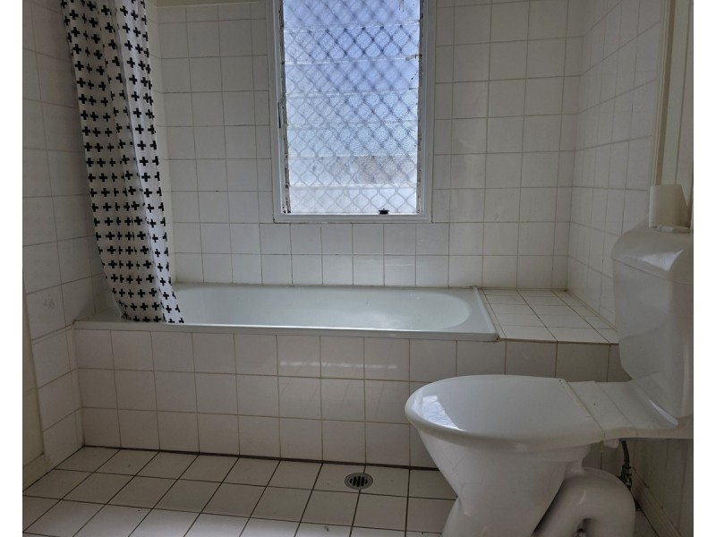 68 Collingwood Road, Birkdale QLD 4159