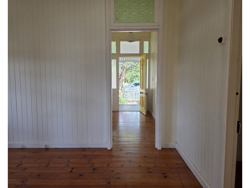 68 Collingwood Road, Birkdale QLD 4159