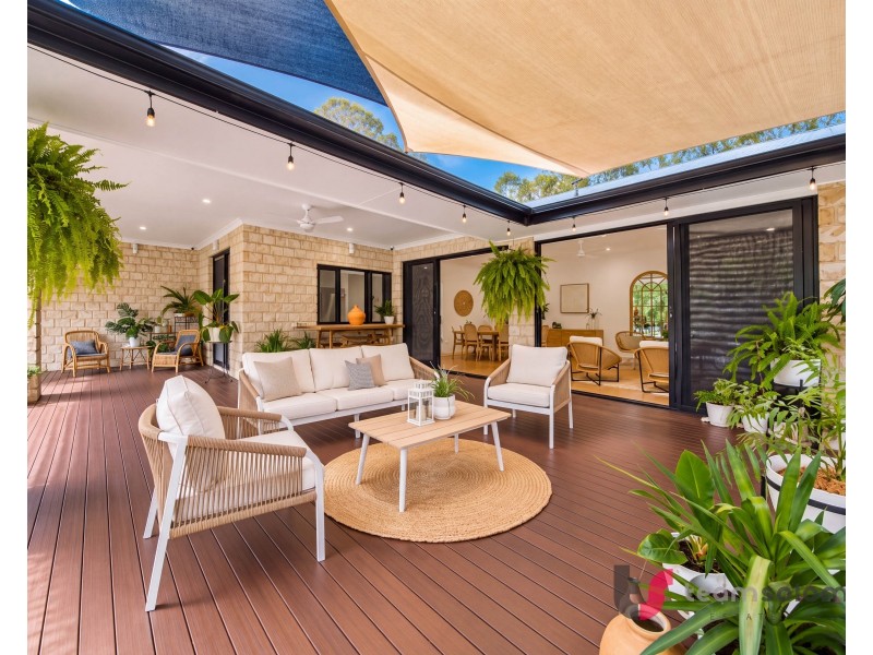 22 Pole Crescent, New Beith QLD 4124