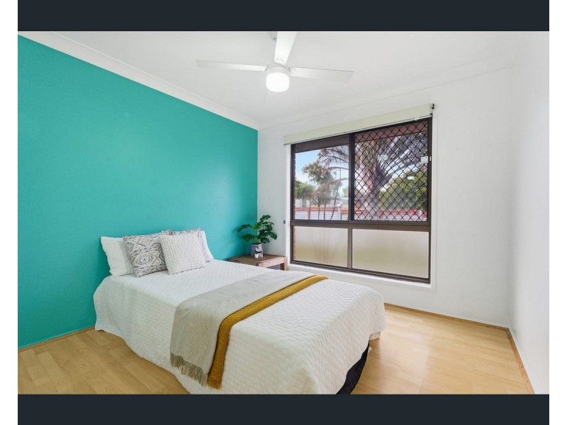 25 Dorachus Drive, Regents Park QLD 4118
