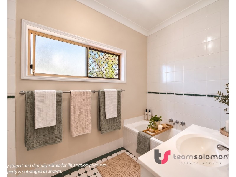 2 Intrepid Drive, Victoria Point QLD 4165