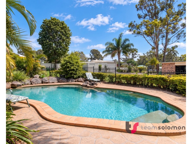 2 Intrepid Drive, Victoria Point QLD 4165