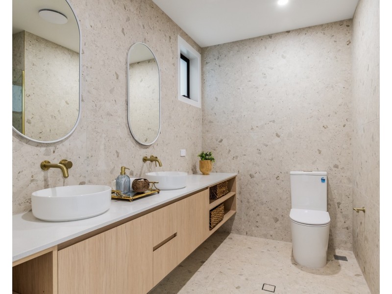 1a Angela Crescent, Cleveland QLD 4163