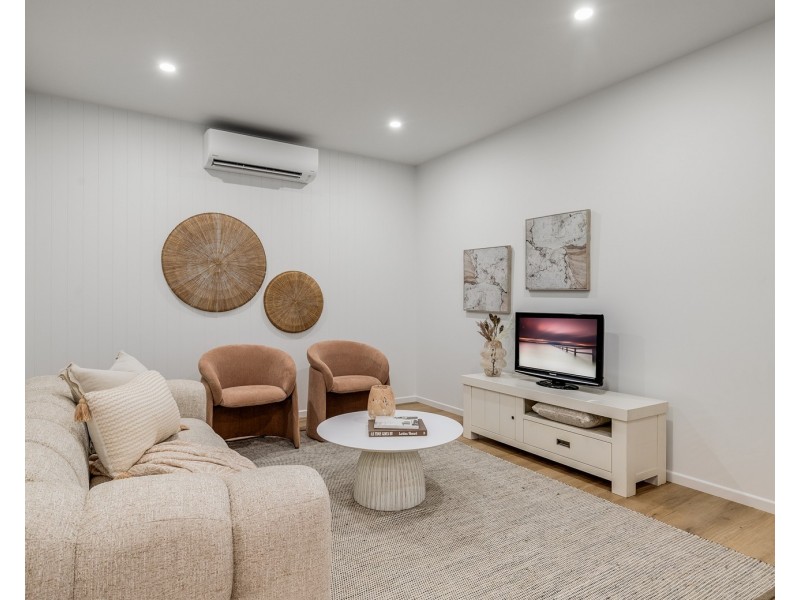 1a Angela Crescent, Cleveland QLD 4163