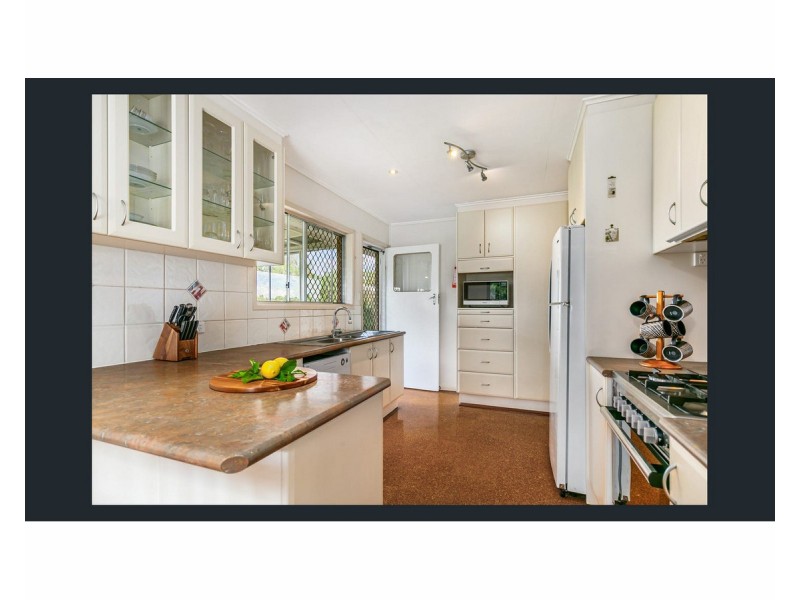 33a Wilkie Street, Redland Bay QLD 4165