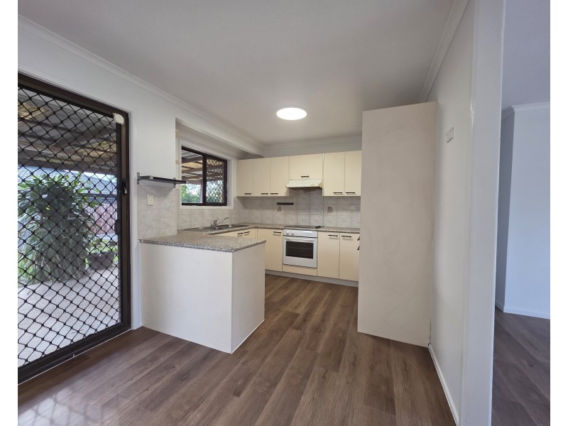 1 Poinciana Avenue, Victoria Point QLD 4165