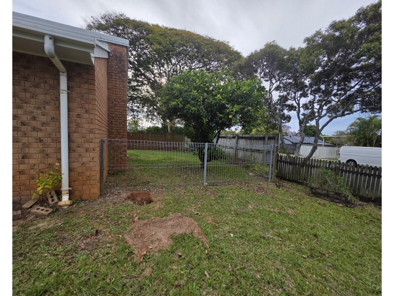 1 Poinciana Avenue, Victoria Point QLD 4165