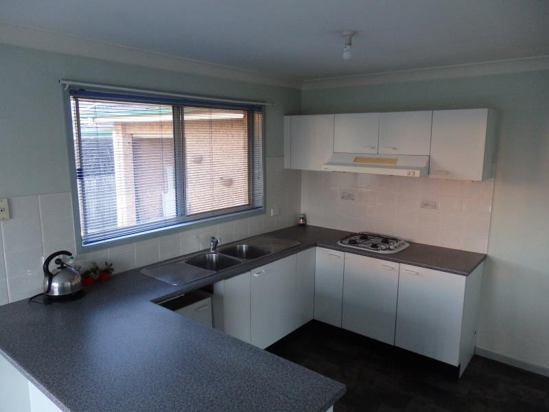 4 Wilcannia Way, Hoxton Park NSW 2171