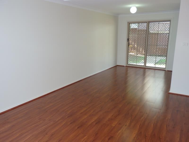 5/24 Gunsynd Ave, Casula NSW 2170