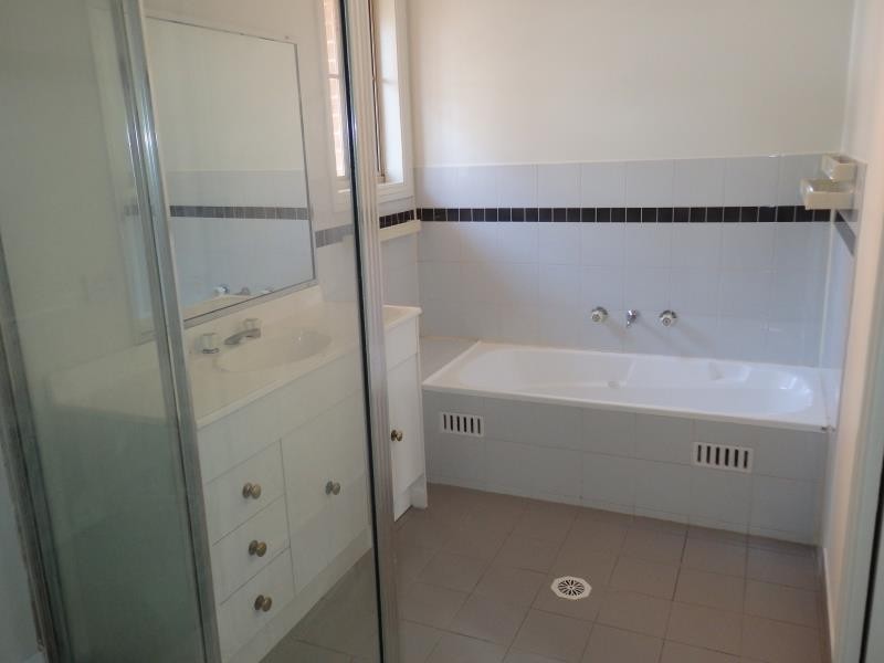 5/24 Gunsynd Ave, Casula NSW 2170