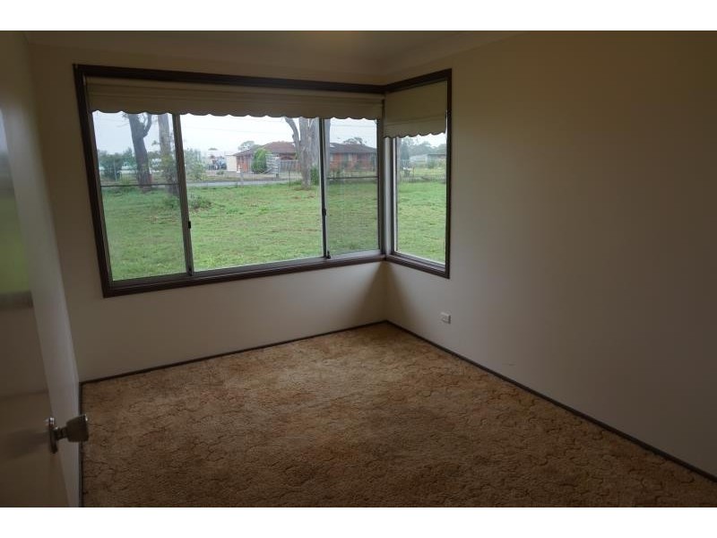 3 Wynyard Road, Rossmore NSW 2557