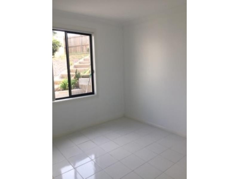42a John Kidd Dr, Blair Athol NSW 2560