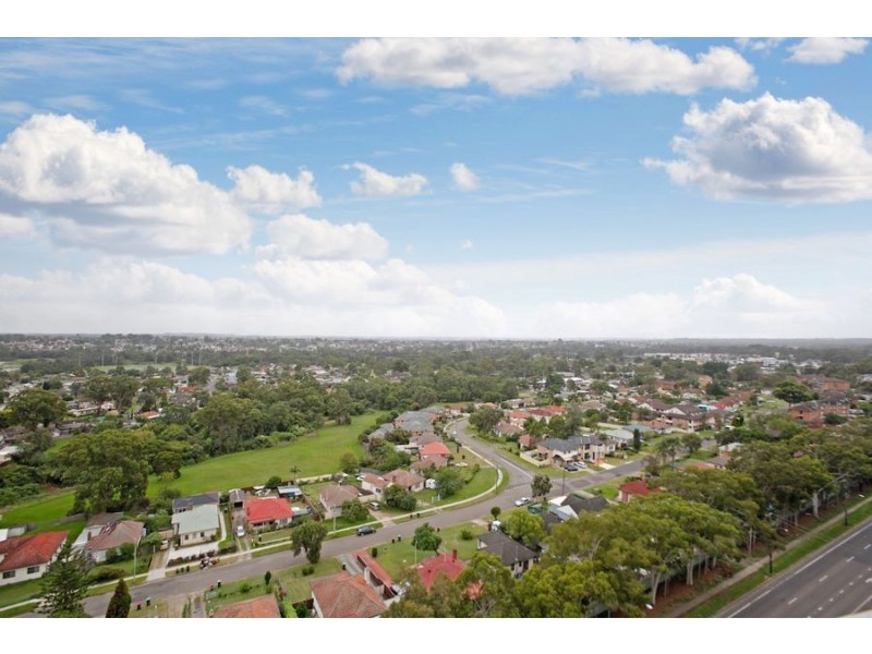 1 Browne Parade, Warwick Farm NSW 2170