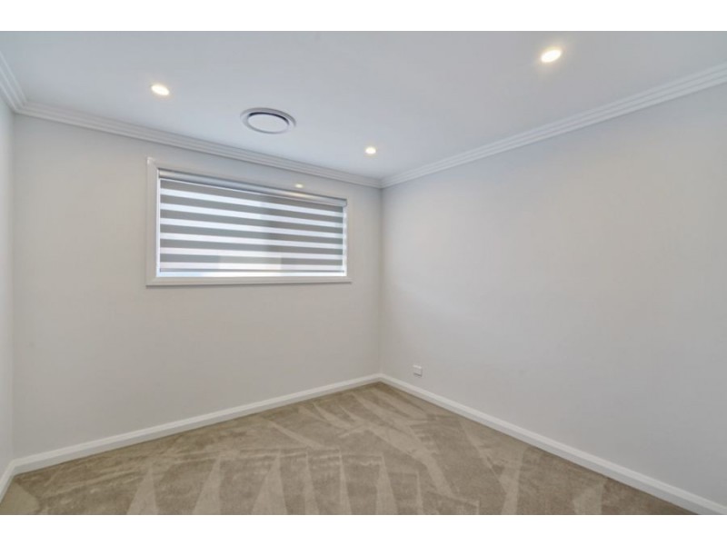 305 Epsom Rd, Chipping Norton NSW 2170