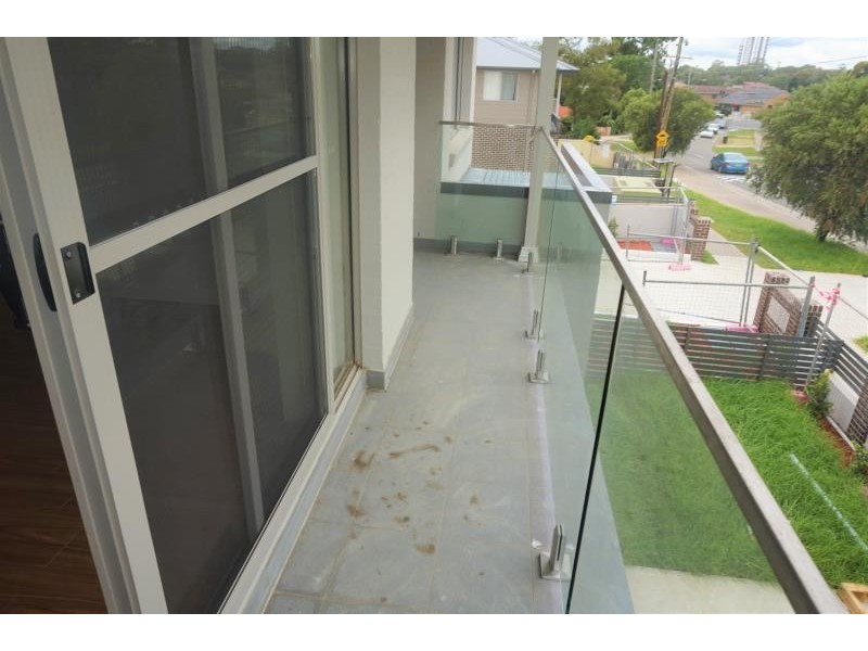 1/56 Marsden Rd, Liverpool NSW 2170