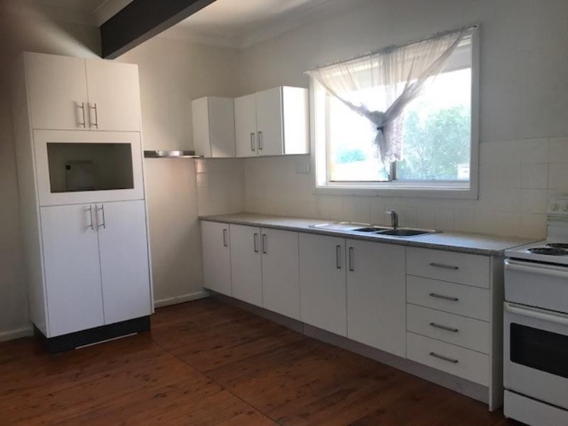 94 Nuwarra Rd, Moorebank NSW 2170