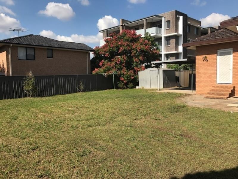 94 Nuwarra Rd, Moorebank NSW 2170