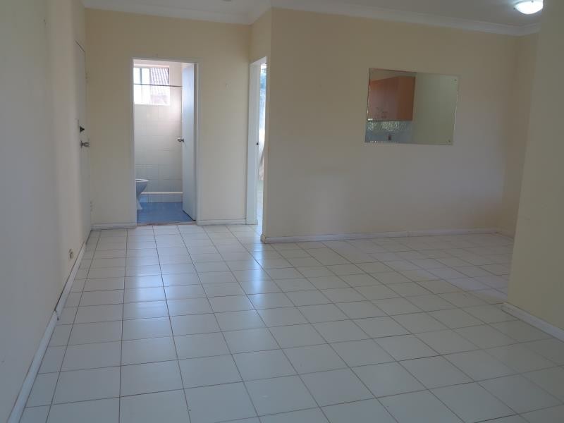 24/188 Sandal Cres, Carramar NSW 2163