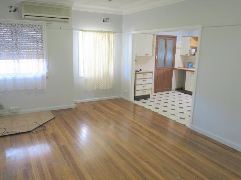 3a Roland Ave, Liverpool NSW 2170