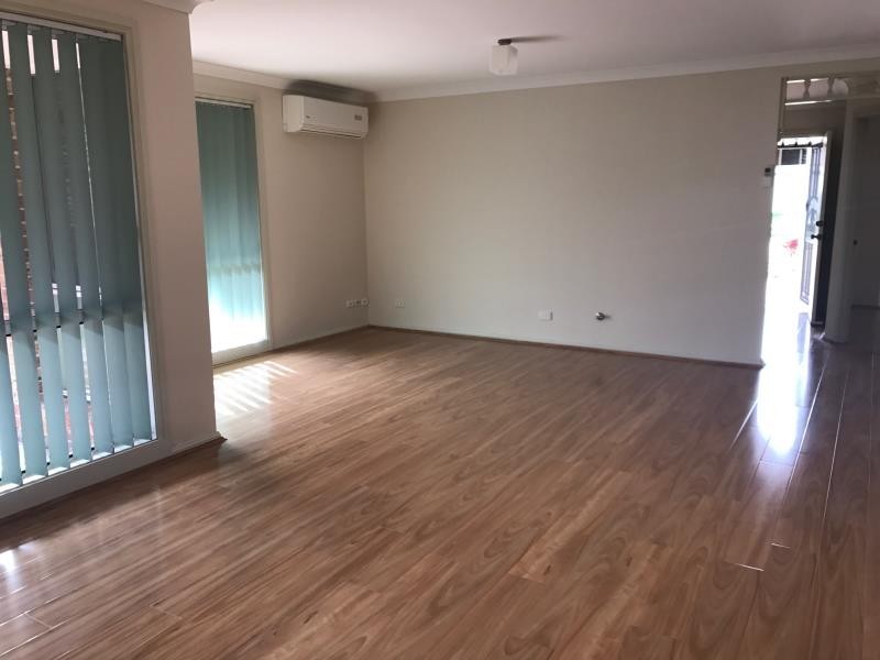 7 BUXTON PLACE, Prestons NSW 2170