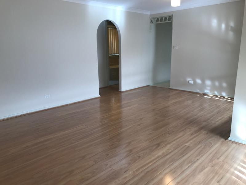 7 BUXTON PLACE, Prestons NSW 2170