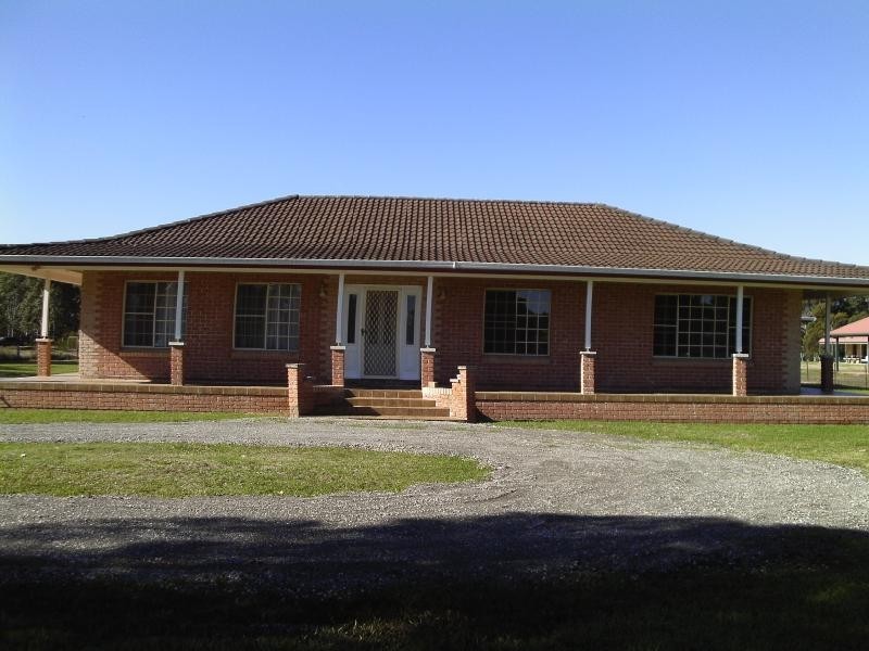 64 KELVIN PARK DRIVE, Bringelly NSW 2556