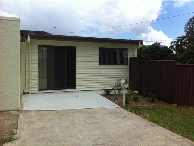 18 ATLANTA PLACE, Casula NSW 2170