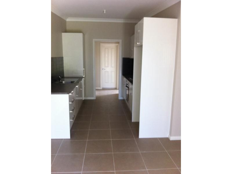 18 ATLANTA PLACE, Casula NSW 2170