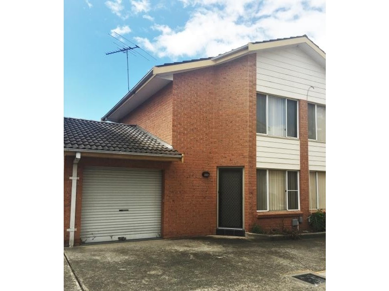 10/5-7 Thelma Street, Lurnea NSW 2170