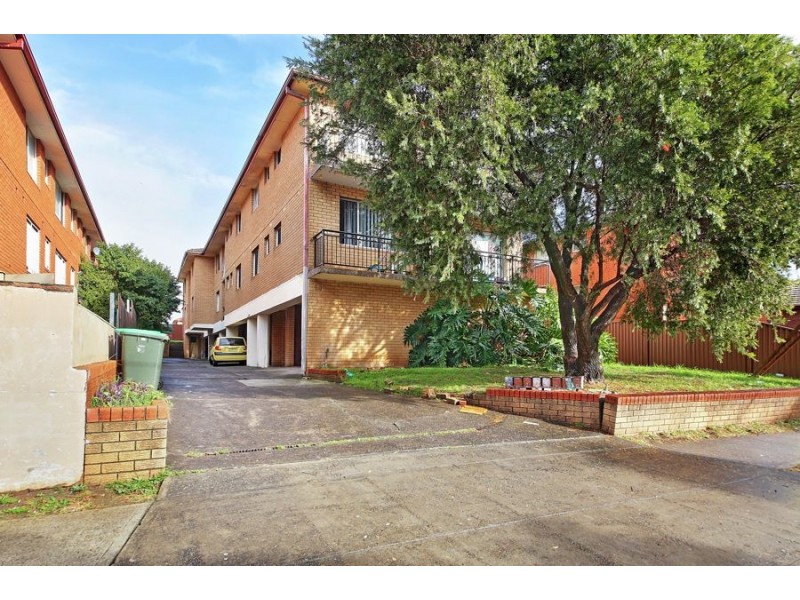 1/50 Colin St, Lakemba NSW 2195
