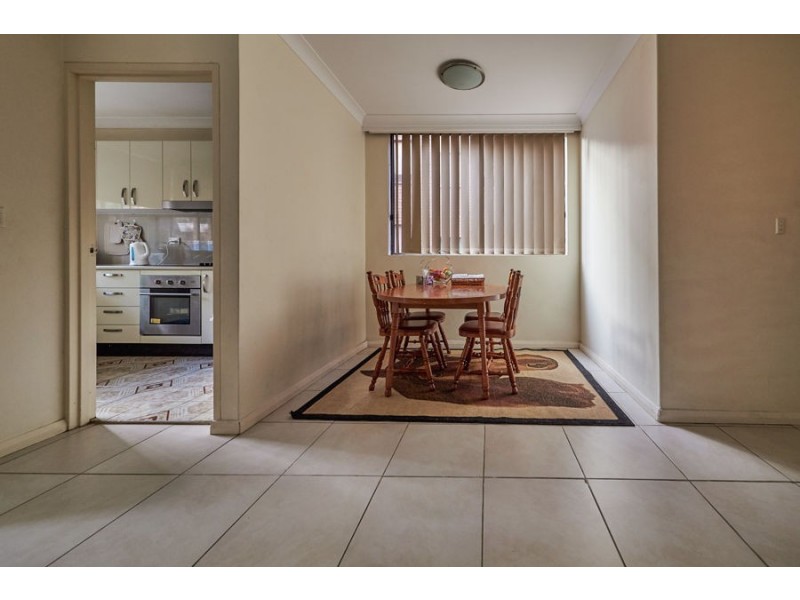 37/132 Moore St, Liverpool NSW 2170
