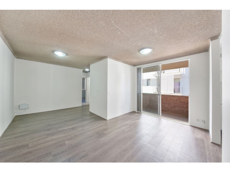 8/5-7 Mill Rd, Liverpool NSW 2170