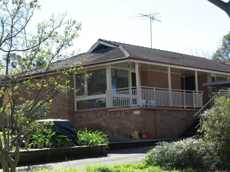 6 Brigalow Ave, Camden South NSW 2570